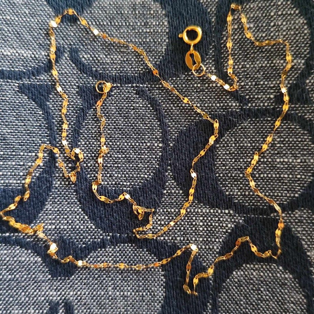 Dainty deals gucci necklace