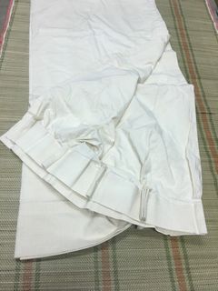 乳白色窗簾