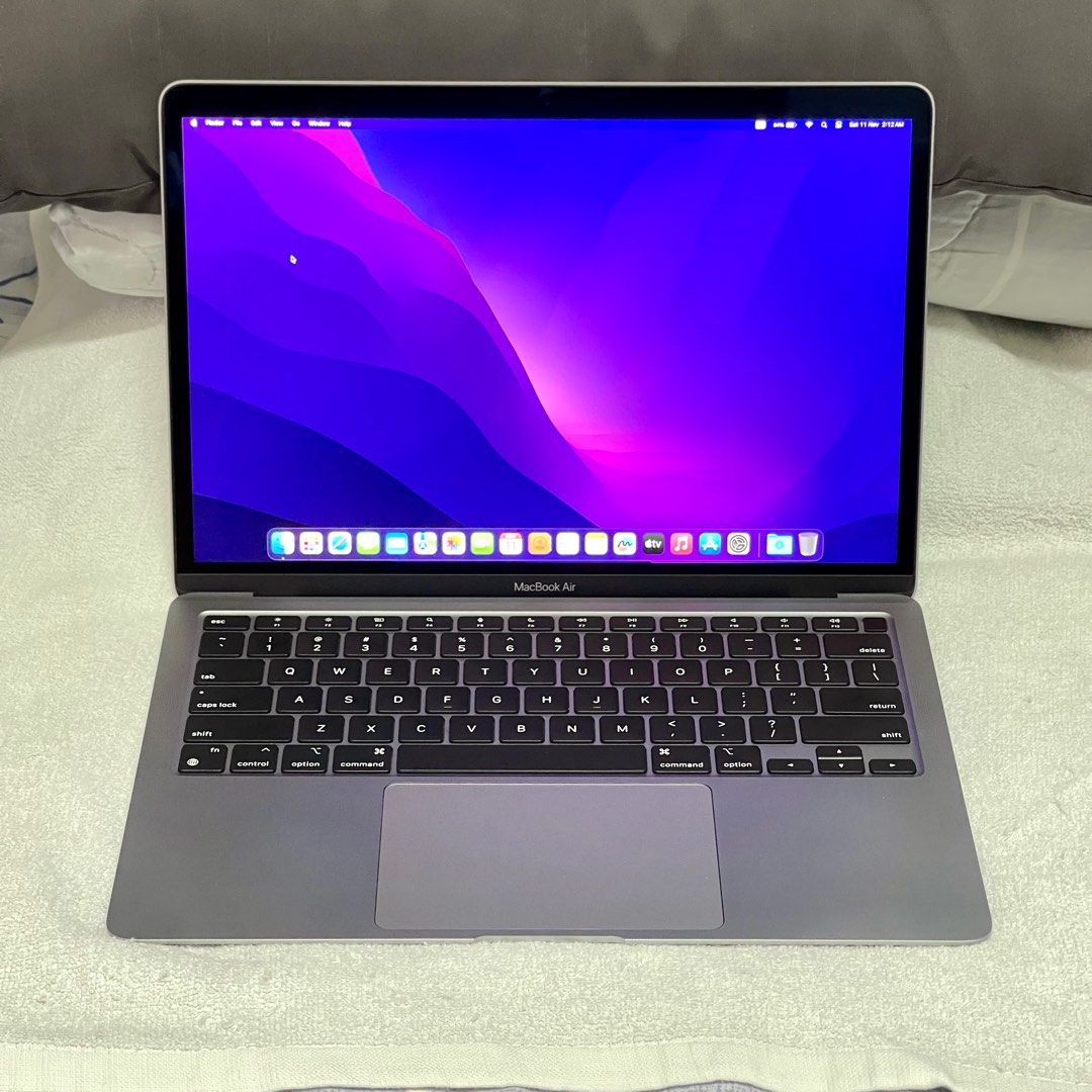 完美的apple macbook air m1 晶片8+256版, 電腦＆科技, 手提電腦