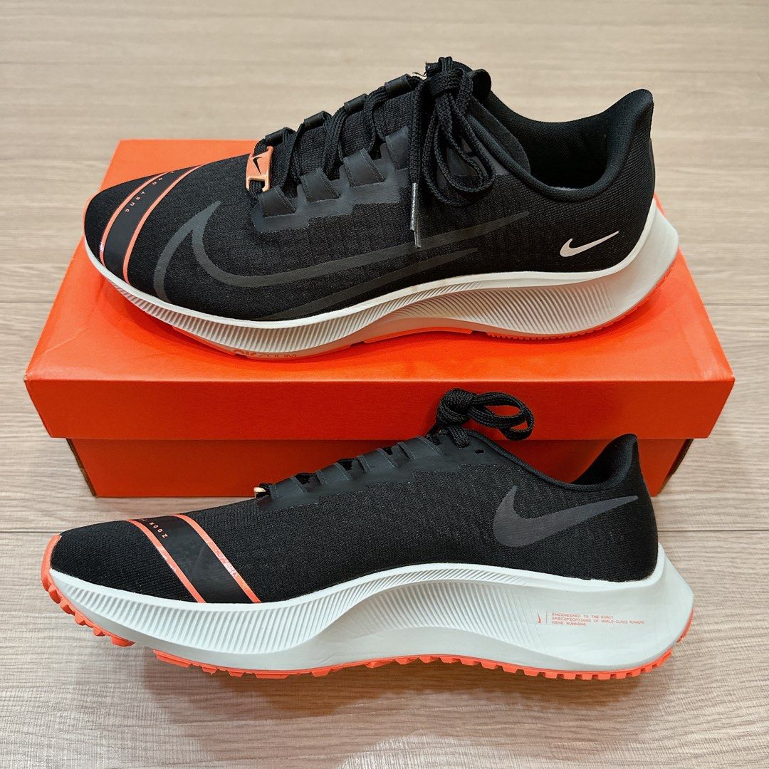 全新出售🌟 Nike Air Zoom Pegasus 37 FC 跑鞋 US 7.5 / 25.5 cm橘黑色便宜出售