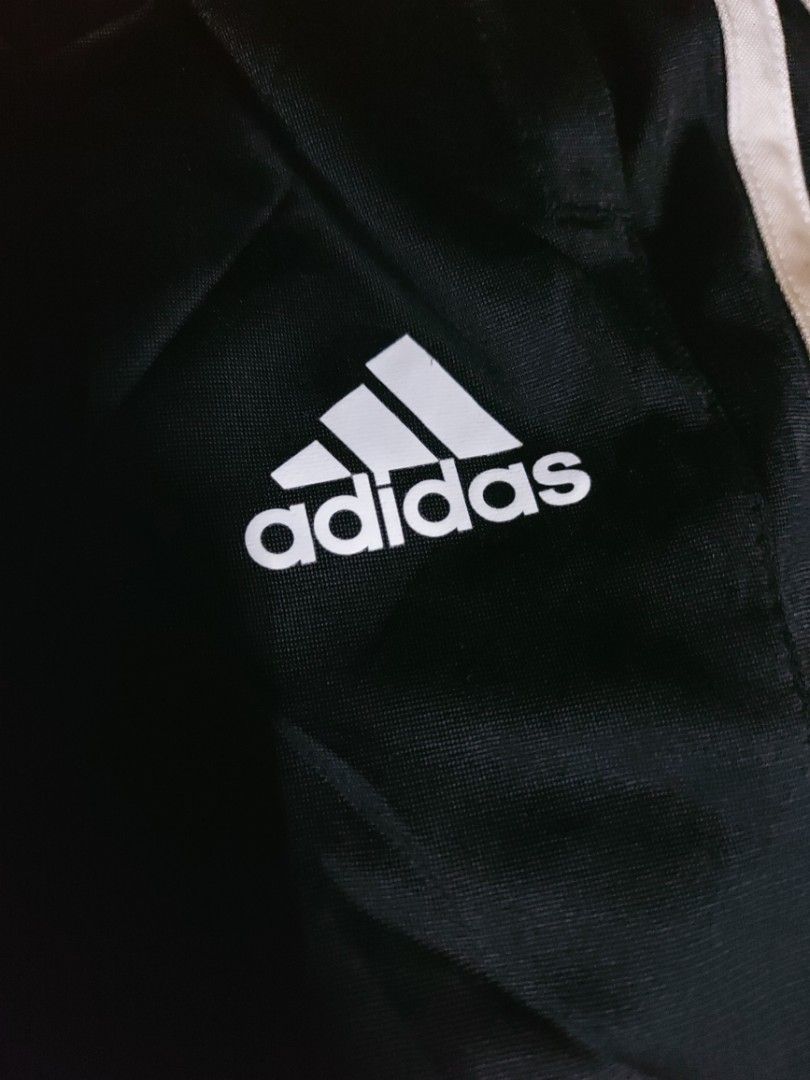 ADIDAS 3 LINES ABOVE THE KNEE SHORT (Category: Shorts) located in Quezon City. Submitted by cjc23 (Listing ID 1265233470, Image 3). Description: FOR SALE ADIDAS 3 LINES ABOVE THE KNEE SHORT 2 SIDE POCKETS 1 BACK ZIPPERED POCKET EXCELLENT SOLID NA SOLID NEED WASH ONLY SMALL ON TAG 28-36W 18.5L 12" LEG OPENING MANILA LOC PM PO.