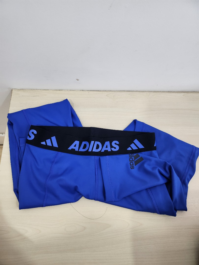 Adidas legging (Brand New)