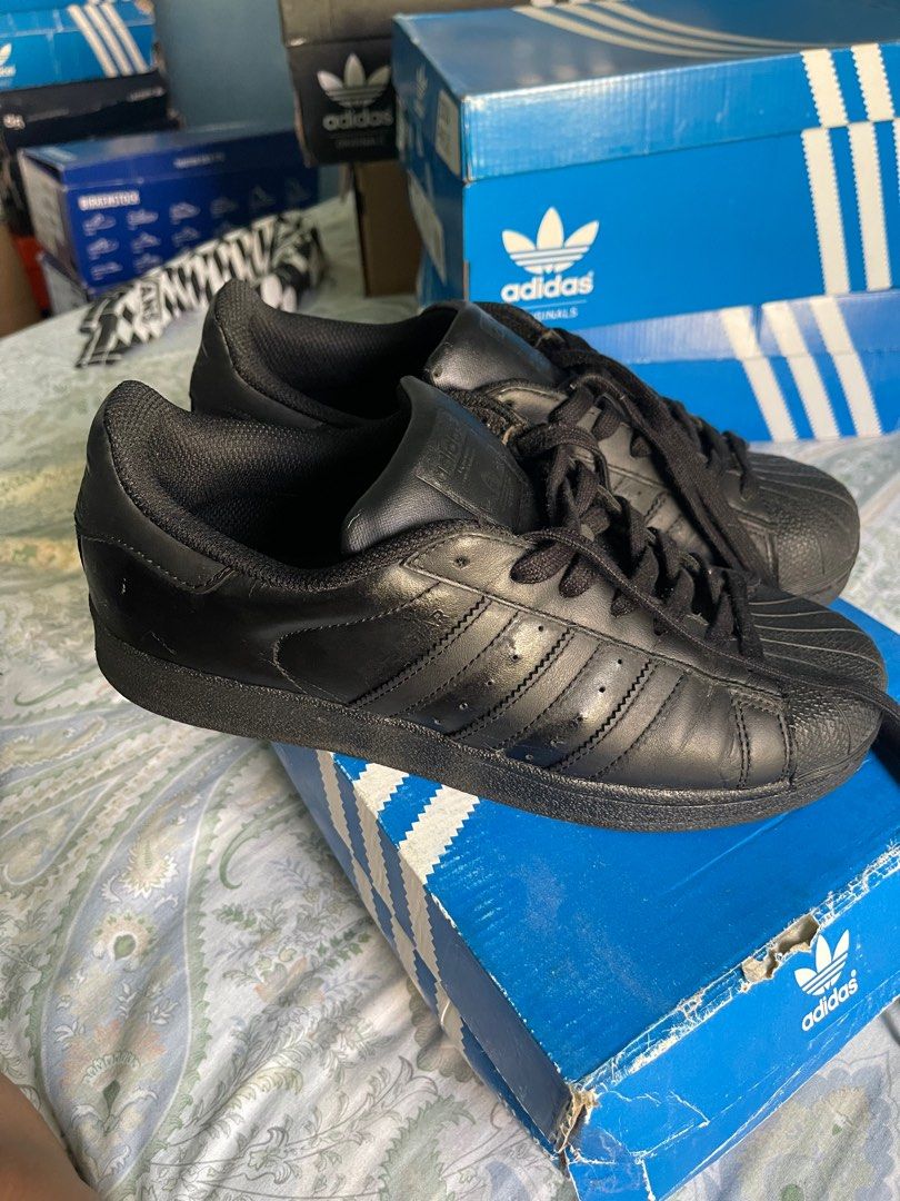All 2025 black superstar