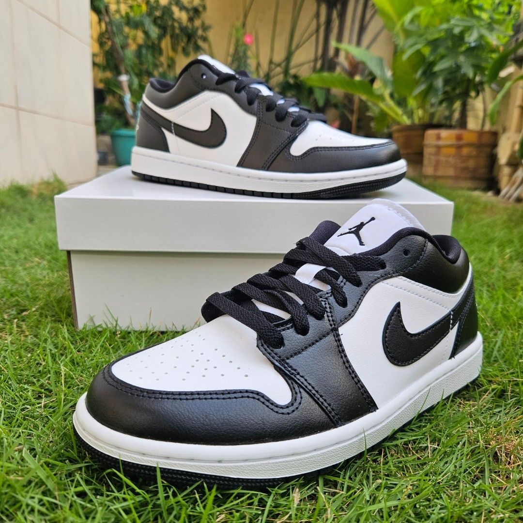 Air Jordan 1 Low 'Panda' - 8W, Men's Fashion, Footwear, Sneakers on  Carousell