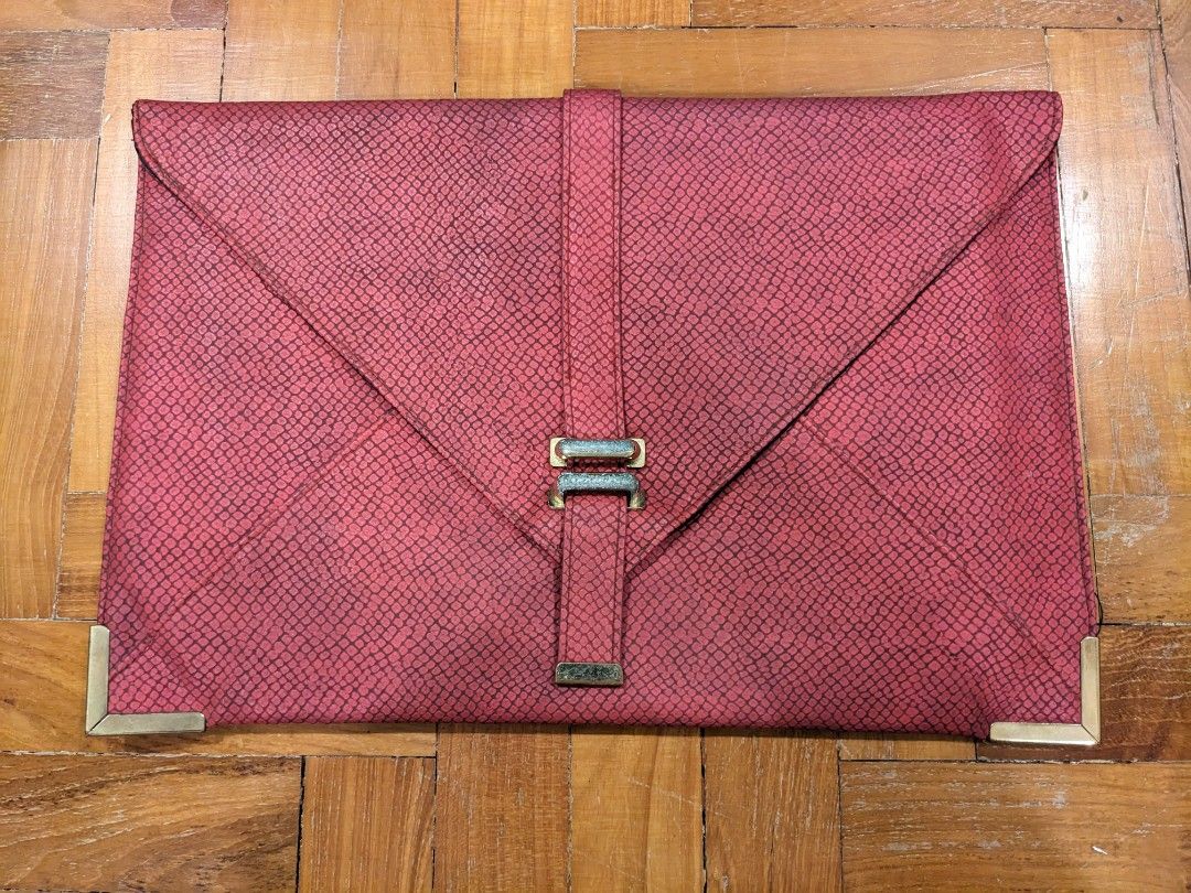 Red clutch clearance bag asos