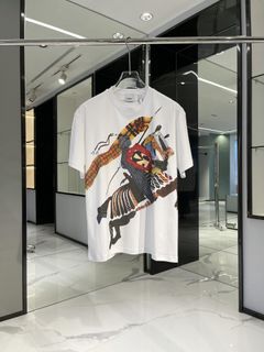 (Category: ) located in . Submitted by luxurycloset.shop (Listing ID 1265277397, Image 1). Description: .