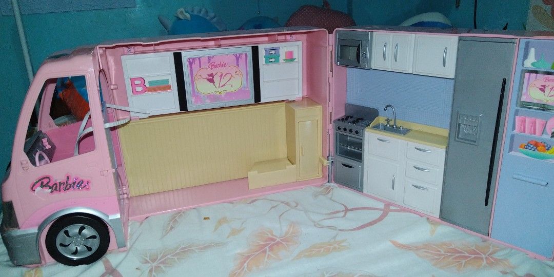 Barbie Hot Tub party bus (2006) discontinued, Hobbies & Toys, Toys