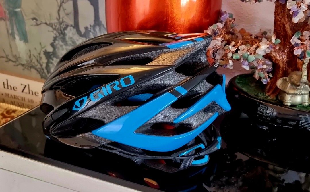 Giro angon shop helmet