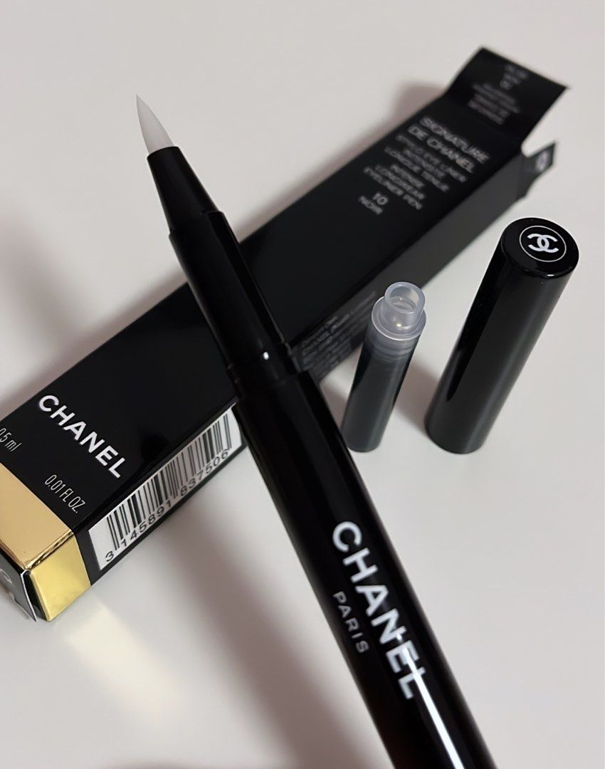 Chanel Signature De Chanel Intense Longwear Eyeliner, 10 Noir, 0.01 fl  oz/0.5 mL Ingredients and Reviews
