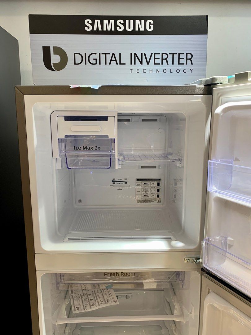Brand New Samsung RT20FARVDSA 7.3 cu.ft. Top Mount Digital Inverter ...