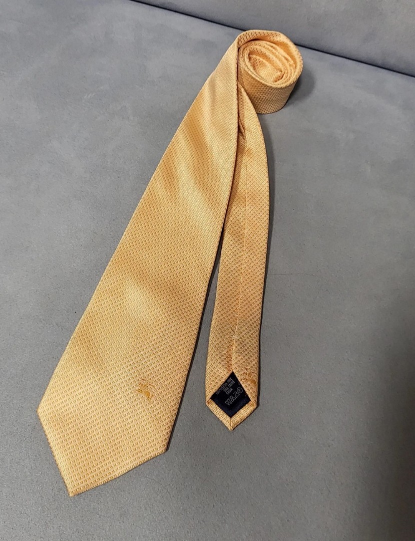 Gold burberry sales tie