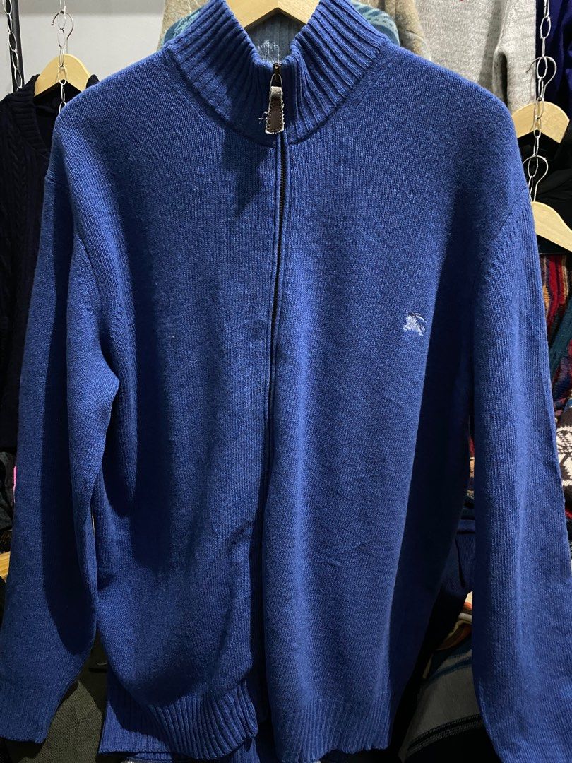 Burberry zipper hot sale pull
