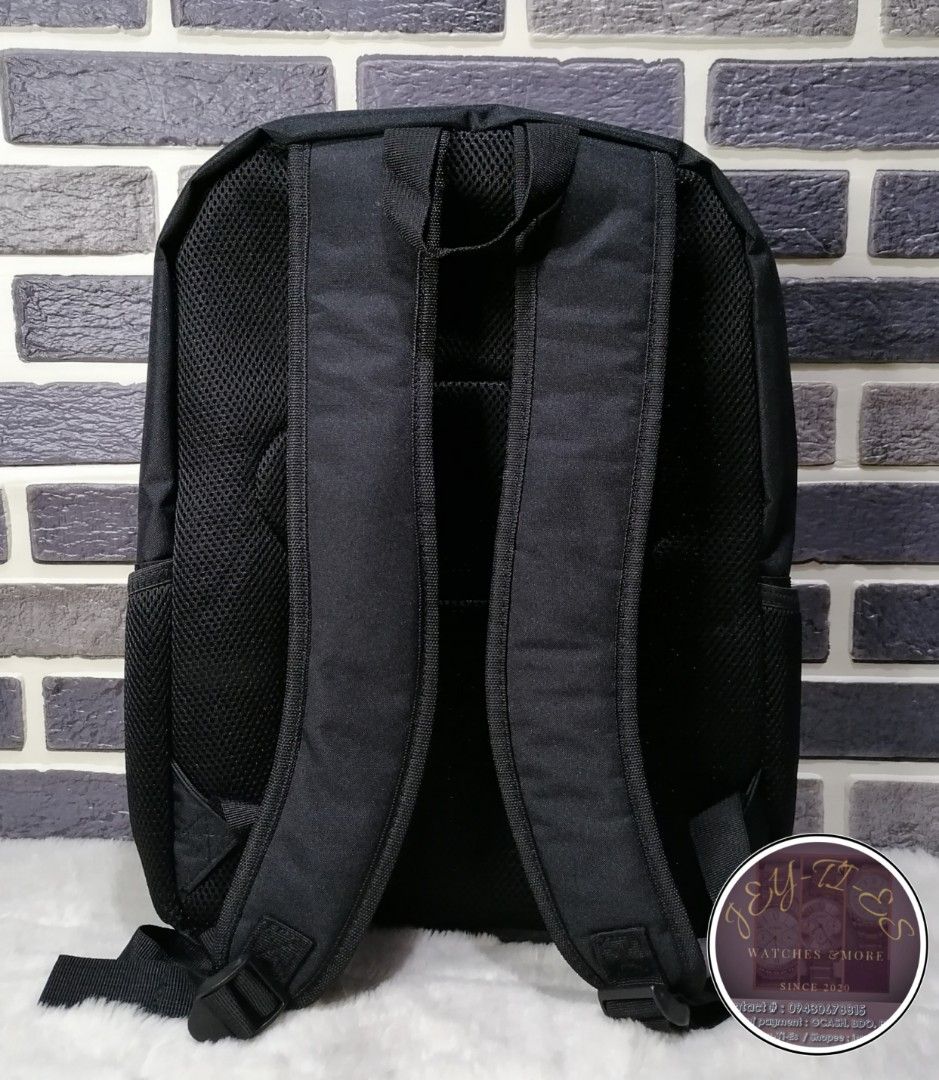 Champion Back (Category: Backpacks) located in Taytay. Submitted by jeyties (Listing ID 1265247261, Image 2). Description: Original champion backpack With laptop compartment Slightly negotiable DM for details.