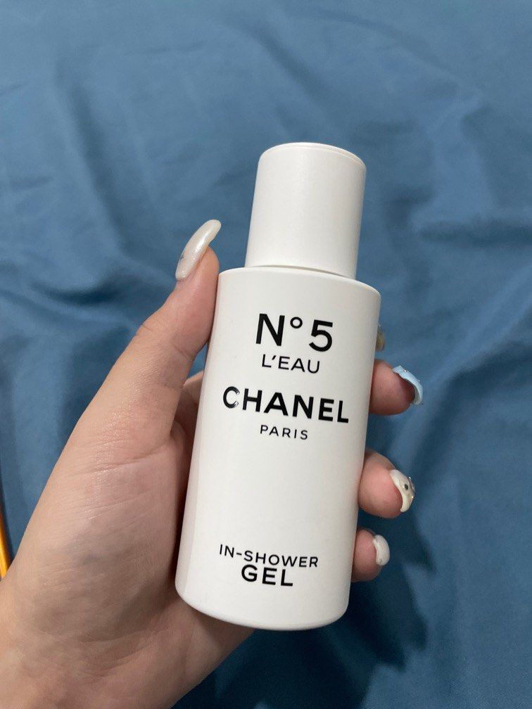 CHANEL No5 L'Eau In-Shower Gel & Fresh Lotion