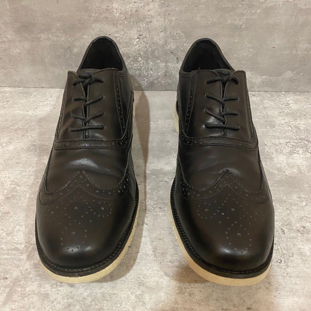 Chaps wingtip shoes on sale