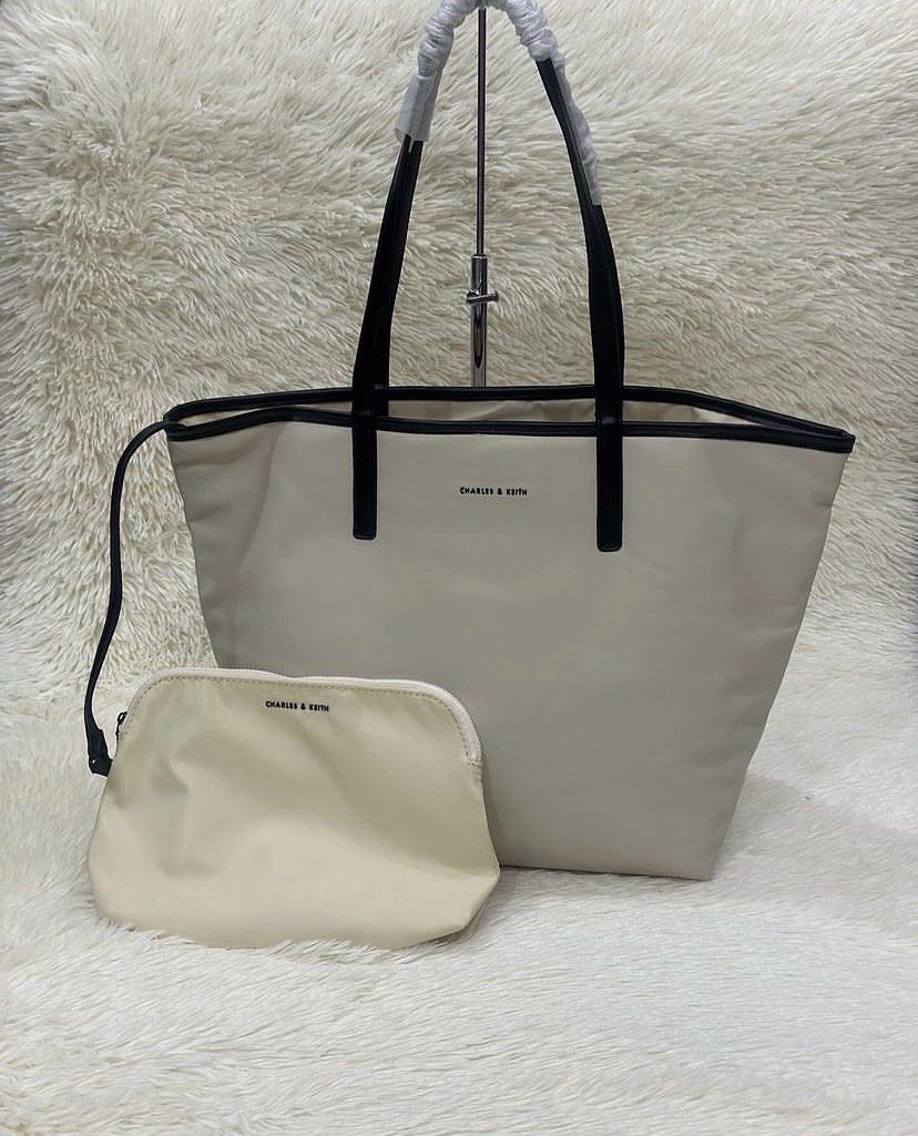 Charles and keith reversible bag clearance