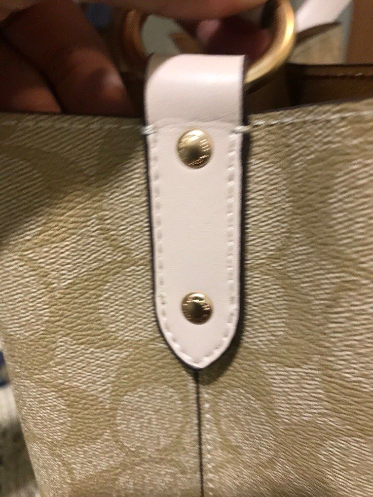 Coach Bag ( Made in Vietnam), Luxury, Bags & Wallets on Carousell