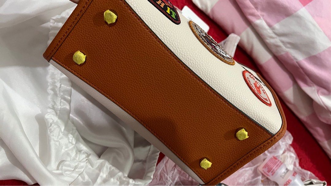 Coach Pride Collection Bag, Barang Mewah, Tas & Dompet di Carousell