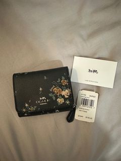 Coach trifold wallet