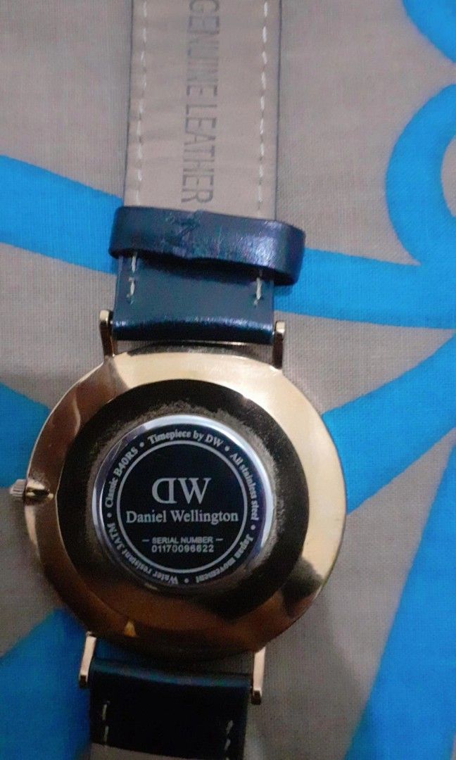 Cek serial number daniel clearance wellington asli