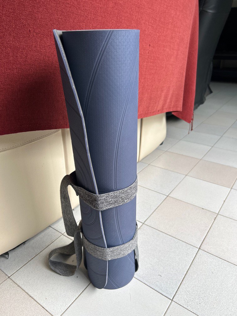 Decathlon Yoga Mat, Sports Equipment, Exercise & Fitness, Exercise Mats