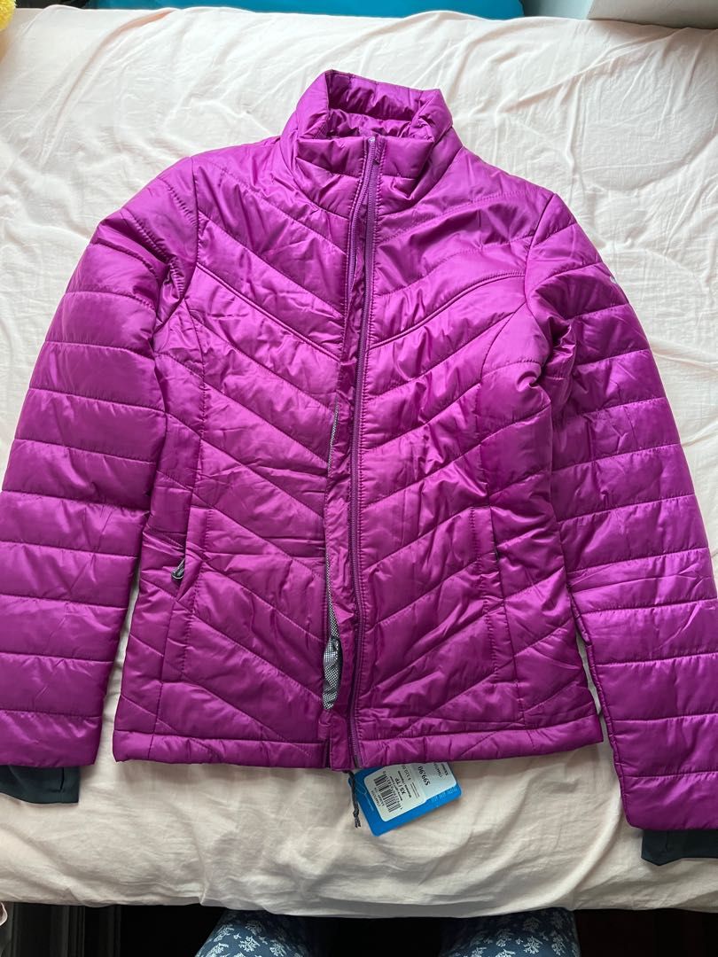 Down Jacket （分類：外套及戶外衣服）位於 Hong Kong。 由 jessicacsw 提交（商品編號 1265256084，圖片 1）。簡介： Size: XS。