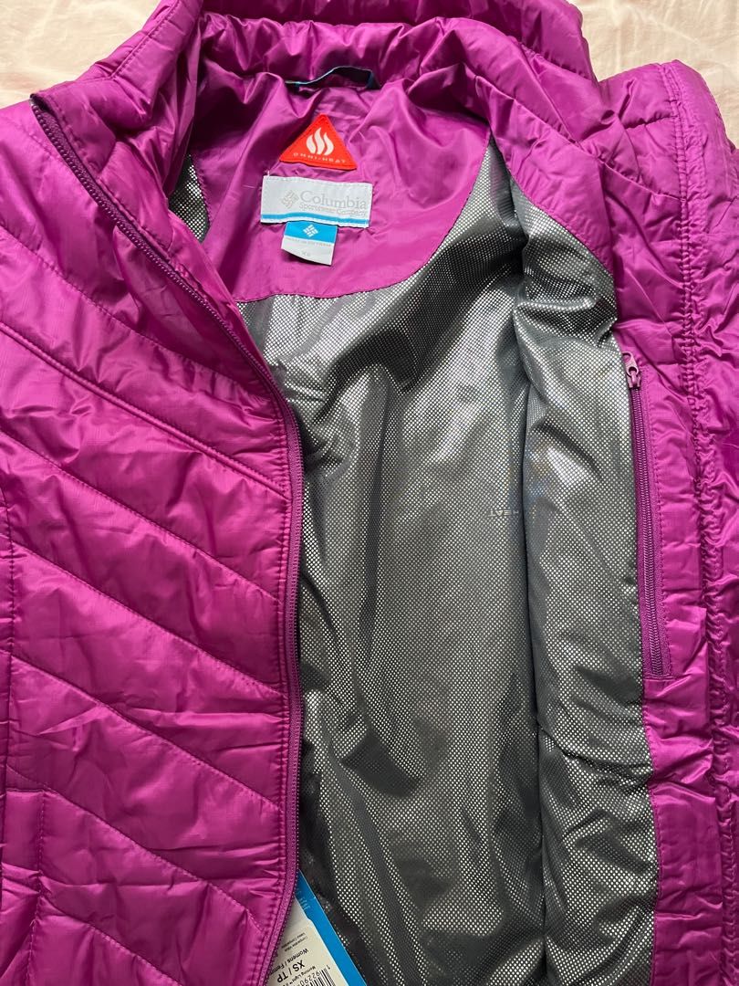 Down Jacket （分類：外套及戶外衣服）位於 Hong Kong。 由 jessicacsw 提交（商品編號 1265256084，圖片 6）。簡介： Size: XS。