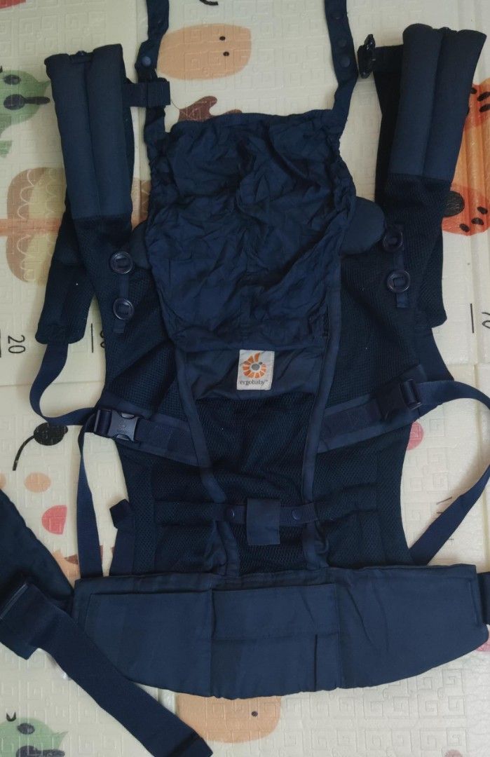 Ergobaby Adapt Cool Air Mesh Deep Blue