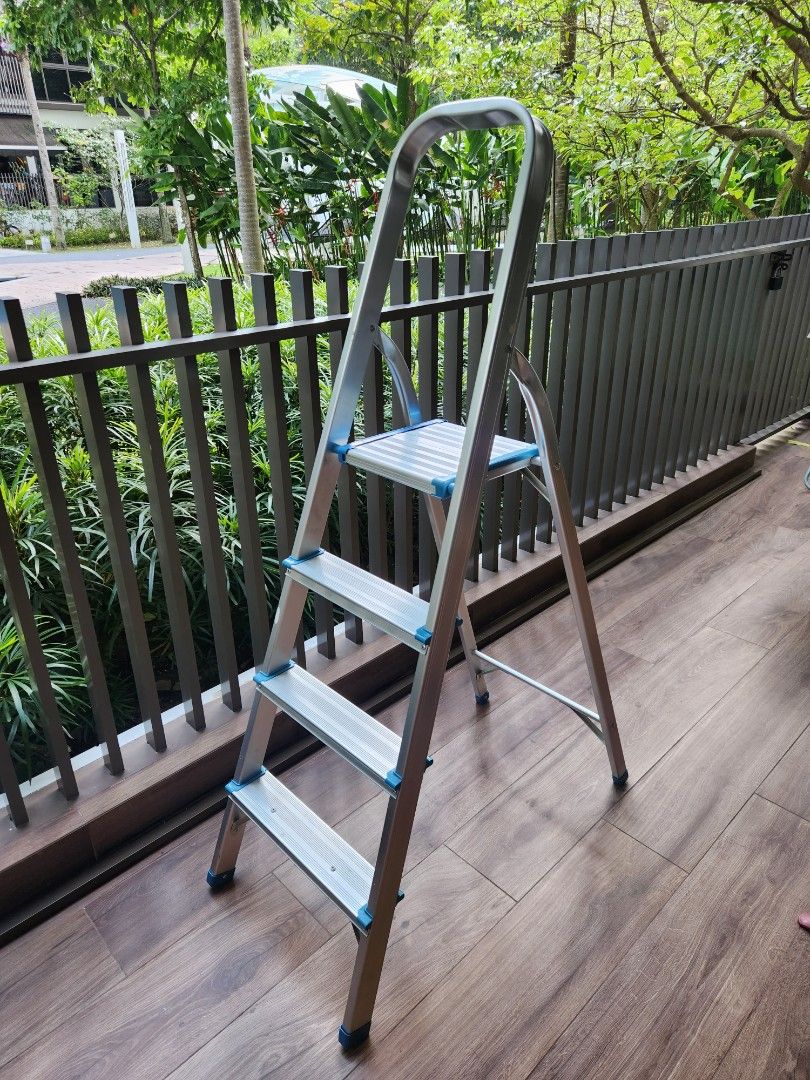 Foldable ladder 86cm highest step