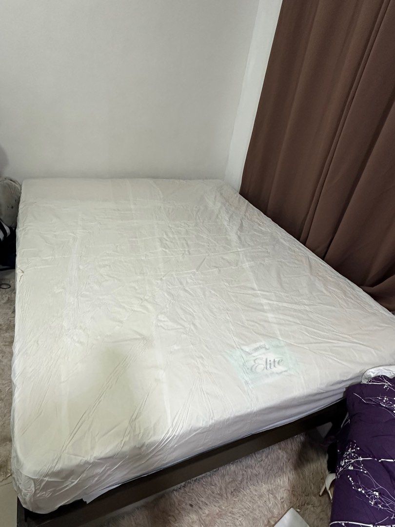 Used queen mattress for sale discount near me