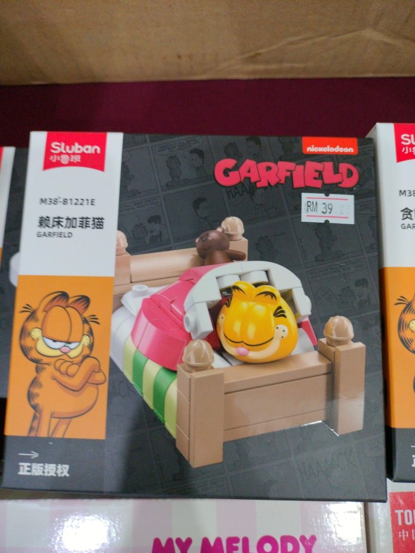 Garfield Building Blocks, Hobbies & Toys, Toys & Games on Carousell