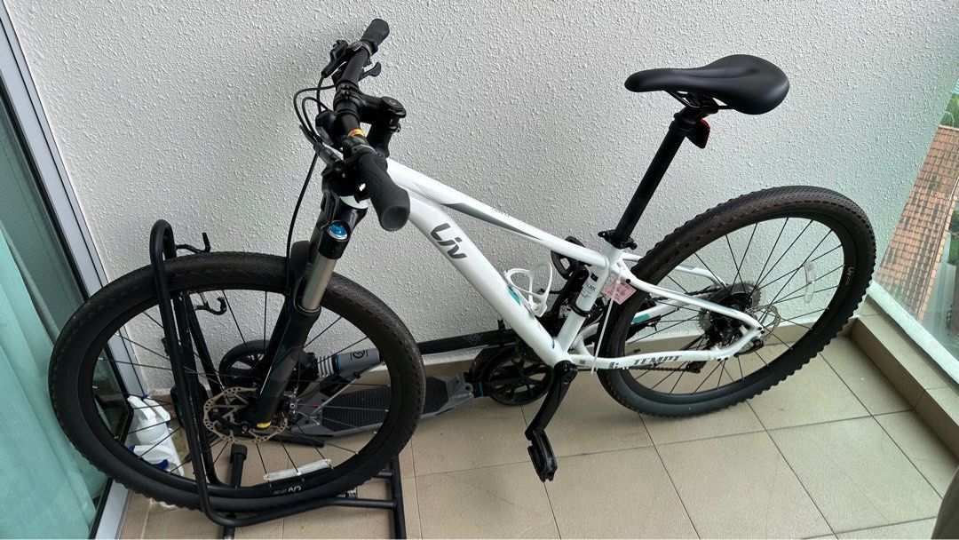 Giant Liv Tempt Womens Bicycle XS Hybrid MTB