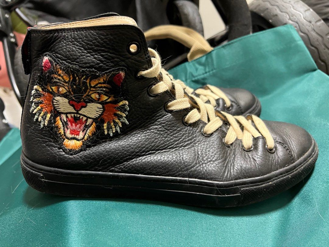 Gucci high outlet top sneakers tiger
