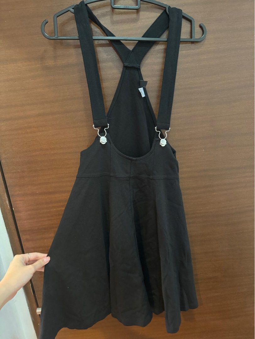 H M black suspender high waist skater skirt Women s Fashion