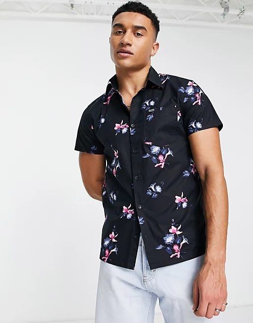 Hollister outlet flower shirt
