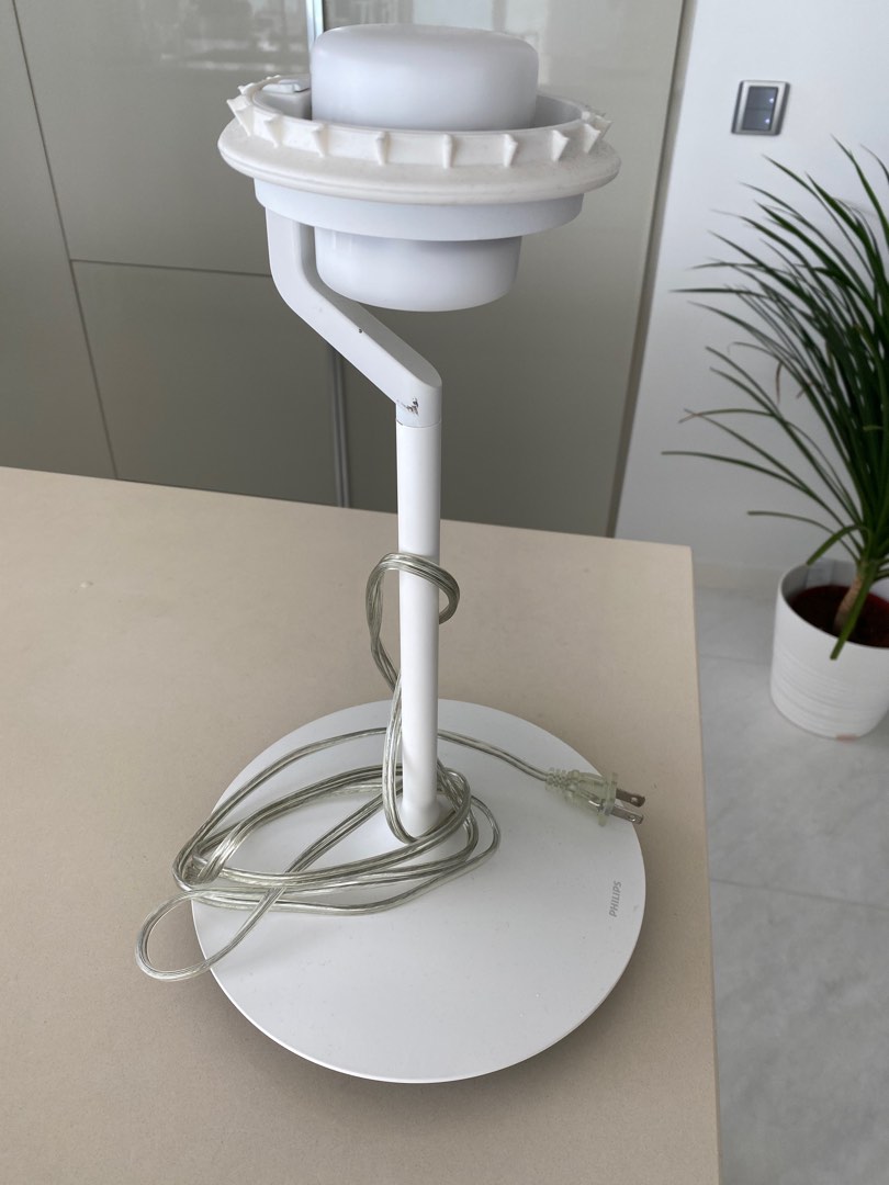 Hue beyond best sale led table lamp
