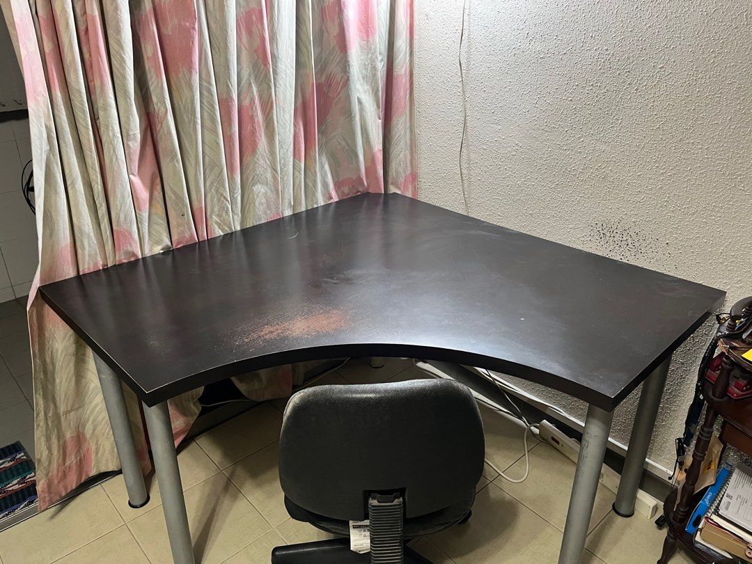 Ikea vika outlet amon desk