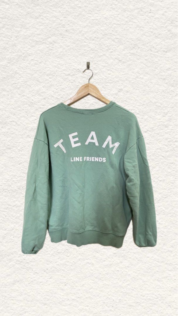 Line outlet friends sweater