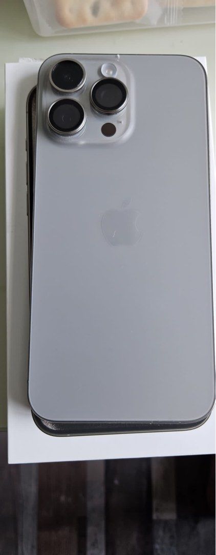 iPhone 15 Pro 512GB Natural Titanium