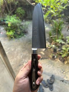 https://media.karousell.com/media/photos/products/2023/11/12/japan_knife_vintage_seki_magor_1699778520_23e3ae4b_progressive_thumbnail.jpg