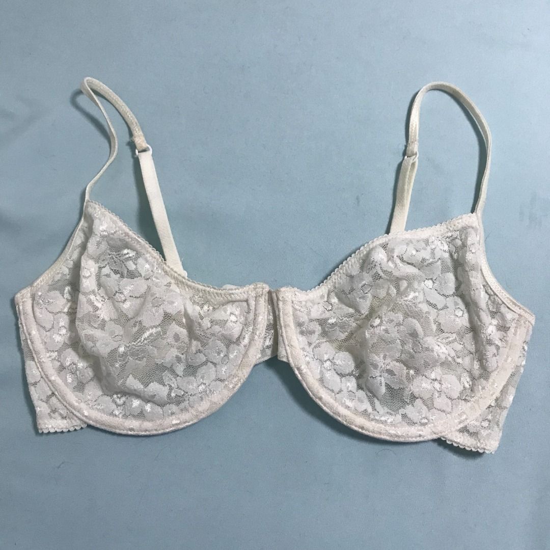 Jockey Lace Bra Underwired Not Padded 36C (Category: Undergarments & Loungewear) located in Dinalupihan. Submitted by declutteredbyaly (Listing ID 1265263397, Image 1). Description: - manage your expectations since this is preloved - with removable stains.