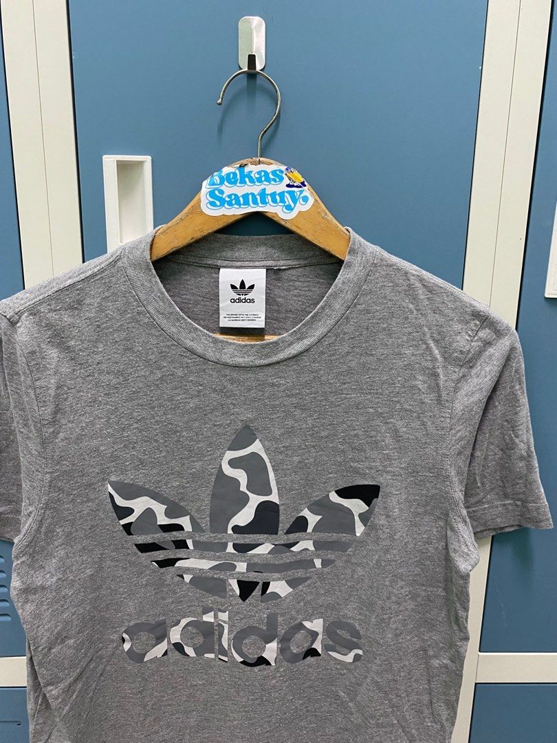 Adidas camo clearance trefoil tee