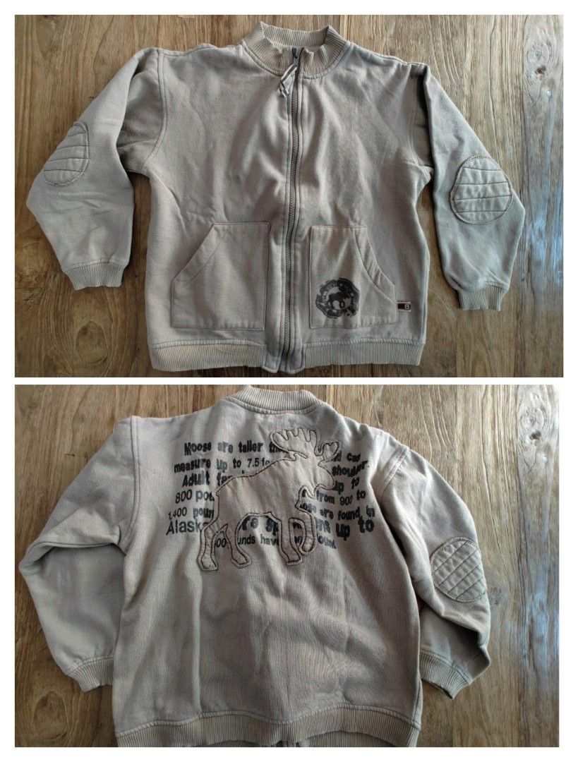 Christmas hot sale sweater uniqlo