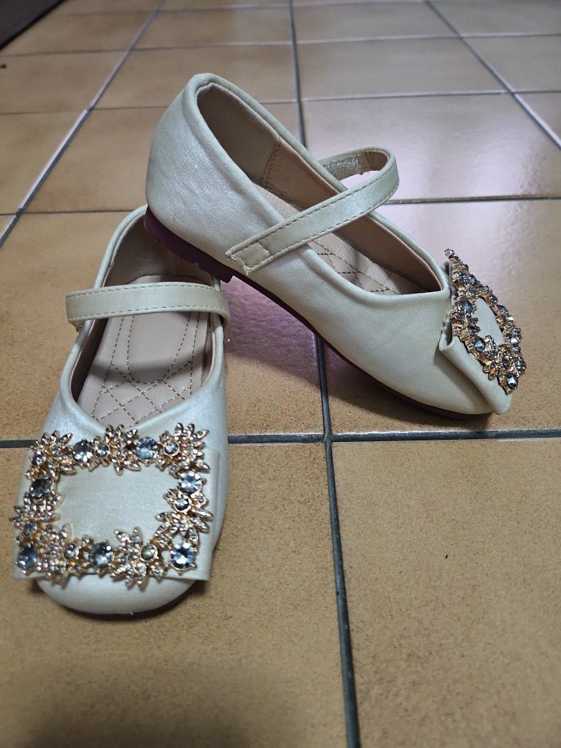 Children best sale girl shoes