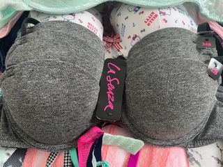 （分類：）位於 。 由 prettiesup 提交（商品編號 1265210536，圖片 1）。簡介： 。