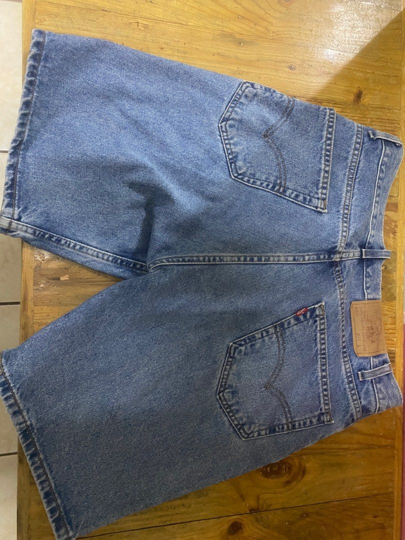Levis short (Category: Shorts) located in Pasay City. Submitted by edecer (Listing ID 1265292286, Image 2). Description: .