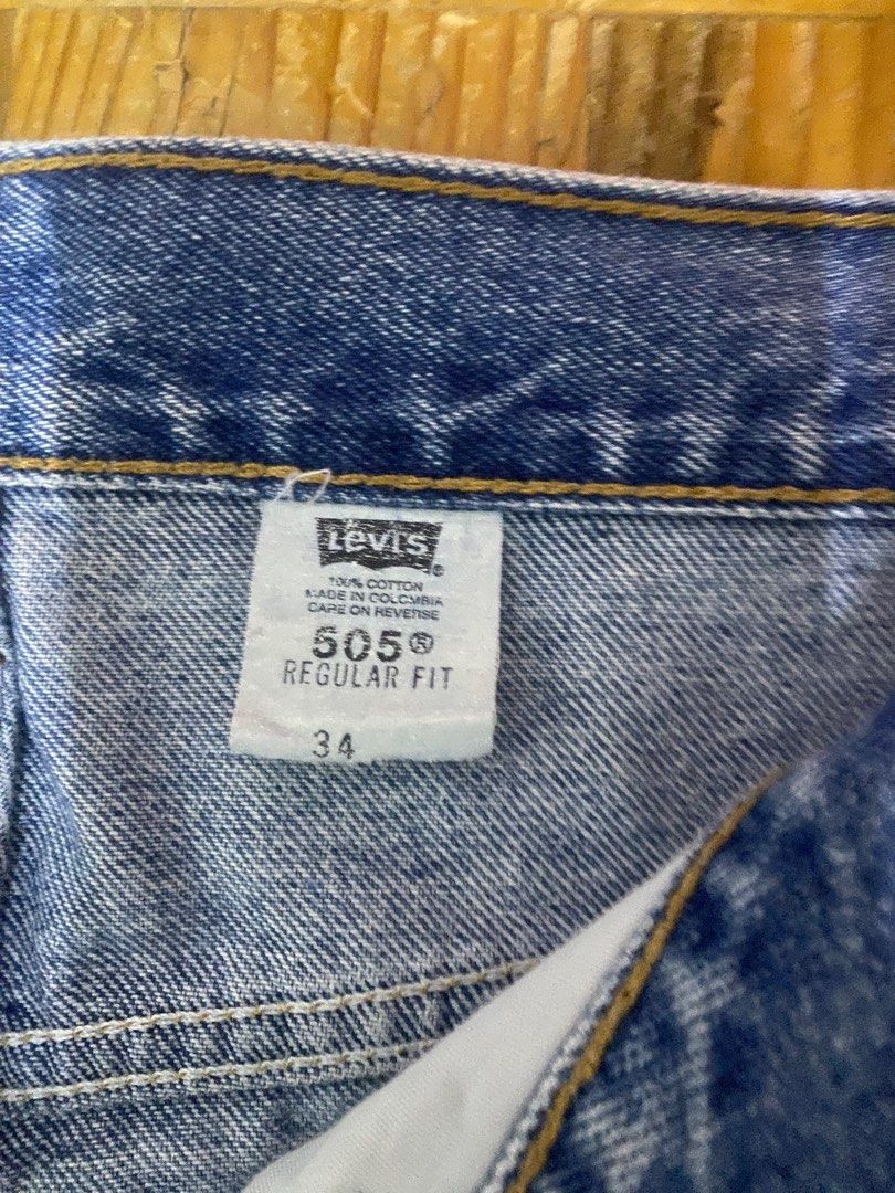 Levis short (Category: Shorts) located in Pasay City. Submitted by edecer (Listing ID 1265292286, Image 1). Description: .