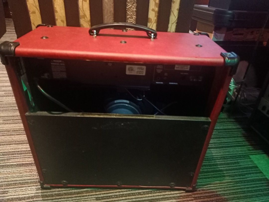 Line 6 Spider IV 75 (Category: Musical Instruments) located in Lucena. Submitted by MattC (Listing ID 1265155176, Image 2). Description: - amp needs internal cleaning (some noises and crackling can be heard occasionally) - modifications done: amp reskin and grille change - 220V - No history of repairs - 1st owner (amp is 9 years old) - box is already badly damaged due to age so no box. RFS: not in use anymore Trade to guitar amps of the same valu