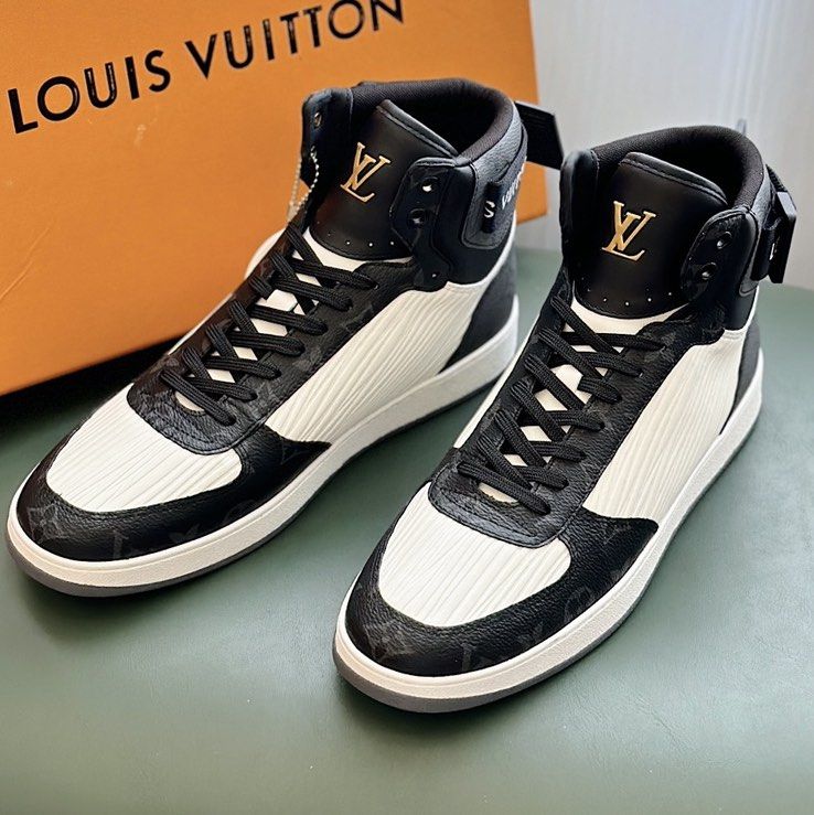 Louis Vuitton Men's Sneaker High Top White Leather & Mesh Rivoli LV 10