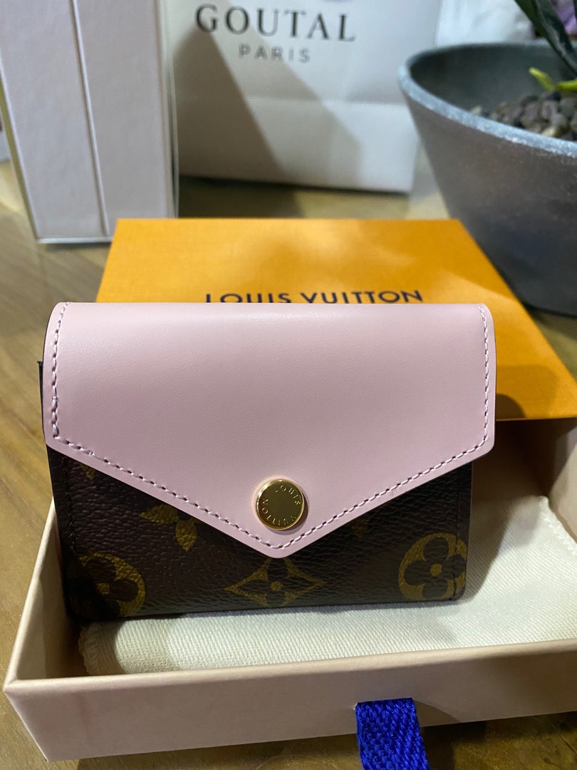 LOUIS VUITTON ZOE WALLET, Luxury, Bags & Wallets on Carousell